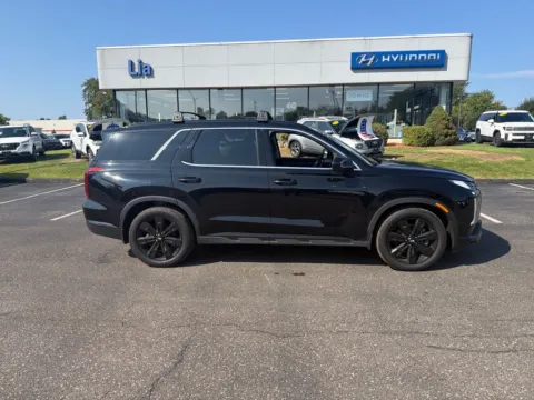 Photos of 2024 Hyundai Palisade XRT for sale in Enfield, CT at Lia Hyundai of Enfield