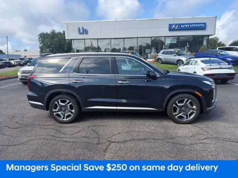 Another view of 2025 Hyundai Palisade SEL Premium for sale in Enfield, CT at Lia Hyundai of Enfield