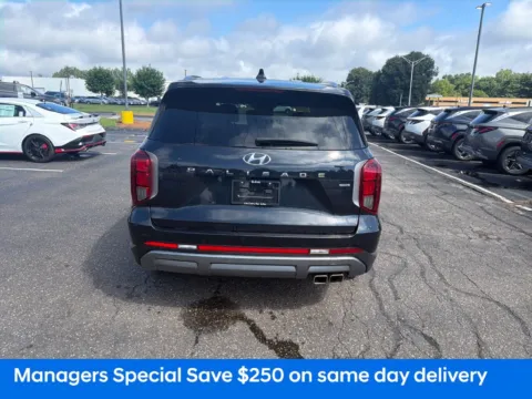 More photos of 2025 Hyundai Palisade SEL Premium at Lia Hyundai of Enfield, CT