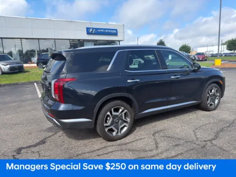 More photos of 2025 Hyundai Palisade SEL Premium at Lia Hyundai of Enfield, CT