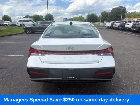 More photos of 2024 Hyundai Elantra Limited at Lia Hyundai of Enfield, CT