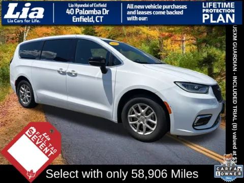 White 2025 Chrysler Pacifica Select for sale in Enfield, CT