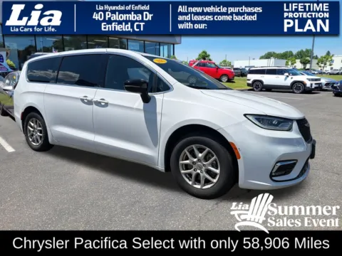 White 2025 Chrysler Pacifica Select for sale in Enfield, CT