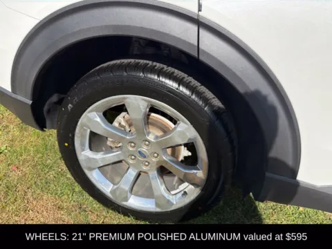 More photos of 2020 Ford Explorer Platinum at Lia Hyundai of Enfield, CT