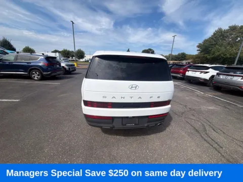 More photos of 2025 Hyundai Santa Fe SE at Lia Hyundai of Enfield, CT