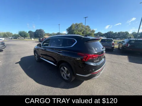 More photos of 2023 Hyundai Santa Fe SEL at Lia Hyundai of Enfield, CT