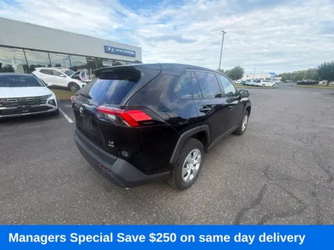 More photos of 2024 Toyota RAV4 LE at Lia Hyundai of Enfield, CT