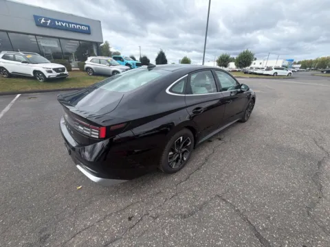 Another view of 2025 Hyundai Sonata SEL for sale in Enfield, CT at Lia Hyundai of Enfield