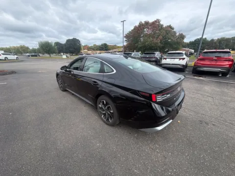 More photos of 2025 Hyundai Sonata SEL at Lia Hyundai of Enfield, CT
