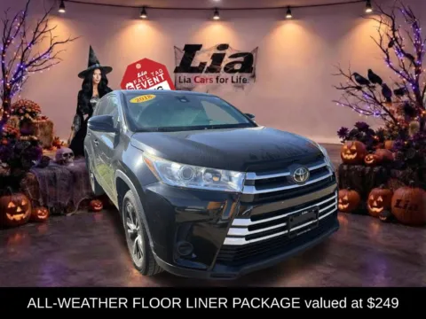 Another view of 2018 Toyota Highlander LE for sale in Enfield, CT at Lia Hyundai of Enfield