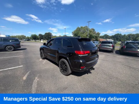 More photos of 2018 Jeep Grand Cherokee Altitude at Lia Hyundai of Enfield, CT