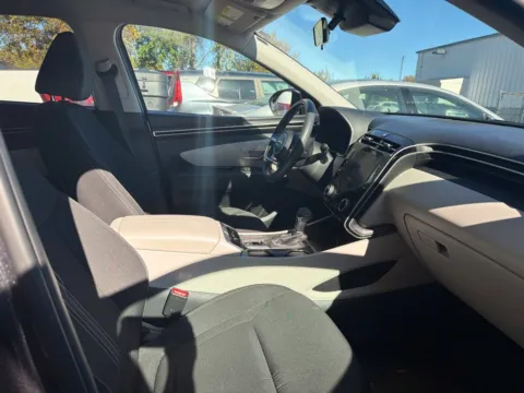 More photos of 2023 Hyundai Tucson SEL at Lia Hyundai of Enfield, CT