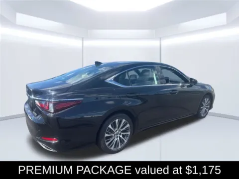 Another view of 2019 Lexus ES 350 for sale in Hartford, CT at Lia Hyundai of Hartford