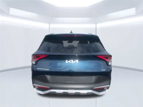 More photos of 2023 Kia Sportage Hybrid EX at Lia Hyundai of Hartford, CT