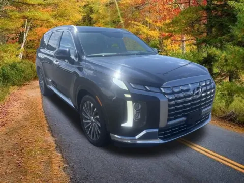 More photos of 2023 Hyundai Palisade Calligraphy at Lia Hyundai of Hartford, CT
