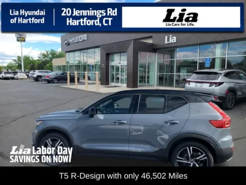 Gray 2020 Volvo XC40 R-Design for sale in Hartford, CT