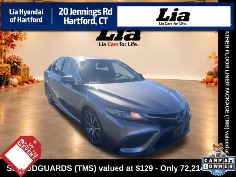Gray 2022 Toyota Camry SE for sale in Hartford, CT