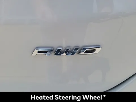 More photos of 2022 Ford Edge SEL at Lia INFINITI, NY