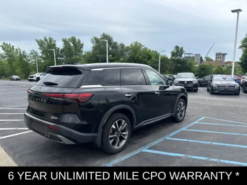 Another view of 2022 INFINITI QX60 LUXE for sale in Cohoes, NY at Lia INFINITI