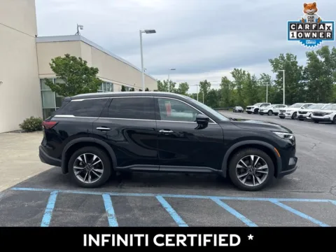Photos of 2022 INFINITI QX60 LUXE for sale in Cohoes, NY at Lia INFINITI