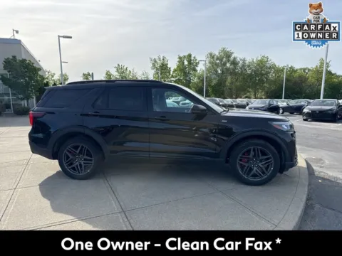Photos of 2025 Ford Explorer ST-Line for sale in Cohoes, NY at Lia INFINITI