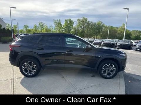 Photos of 2025 Chevrolet Trax LT for sale in Cohoes, NY at Lia INFINITI