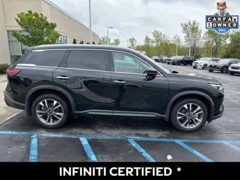 Photos of 2023 INFINITI QX60 LUXE for sale in Cohoes, NY at Lia INFINITI