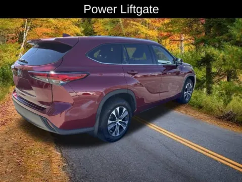 More photos of 2021 Toyota Highlander XLE at Lia INFINITI, NY