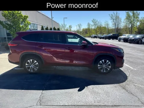 Photos of 2021 Toyota Highlander XLE for sale in Cohoes, NY at Lia INFINITI