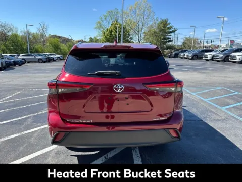More photos of 2021 Toyota Highlander XLE at Lia INFINITI, NY