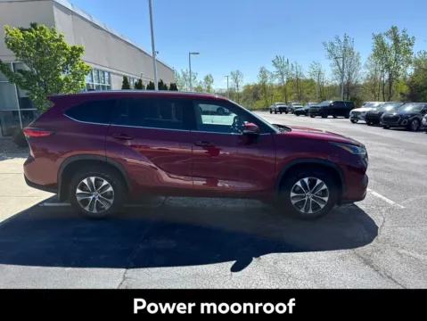 Photos of 2021 Toyota Highlander XLE for sale in Cohoes, NY at Lia INFINITI
