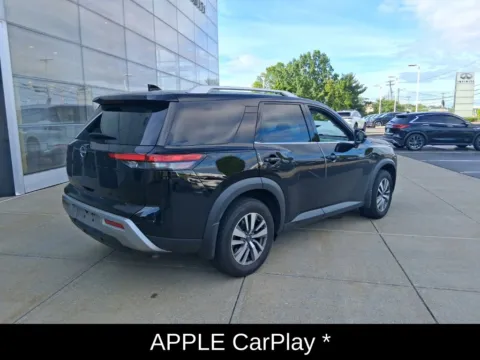Another view of 2022 Nissan Pathfinder SL for sale in Cohoes, NY at Lia INFINITI