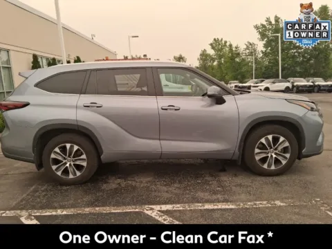 Photos of 2024 Toyota Highlander XLE for sale in Cohoes, NY at Lia INFINITI