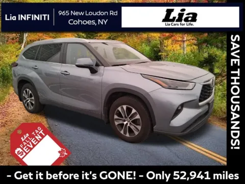 Blue 2024 Toyota Highlander XLE for sale in Cohoes, NY