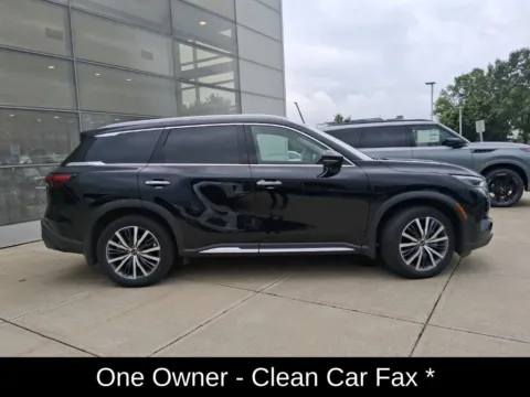 Photos of 2023 INFINITI QX60 Sensory for sale in Cohoes, NY at Lia INFINITI