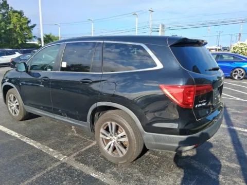 More photos of 2017 Honda Pilot EX-L at Lia INFINITI, NY