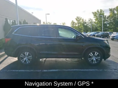 Photos of 2017 Honda Pilot EX-L for sale in Cohoes, NY at Lia INFINITI