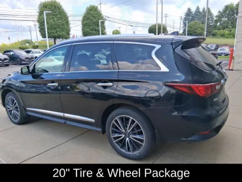 More photos of 2019 INFINITI QX60 LUXE at Lia INFINITI, NY