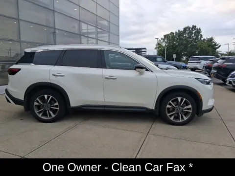 Photos of 2023 INFINITI QX60 LUXE for sale in Cohoes, NY at Lia INFINITI