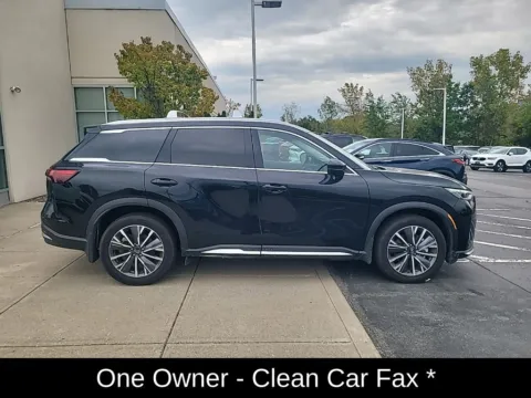 Photos of 2026 INFINITI QX60 LUXE for sale in Cohoes, NY at Lia INFINITI