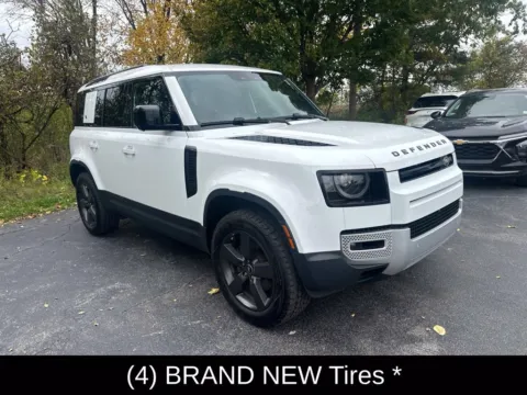 Another view of 2024 Land Rover Defender 110 S for sale in Cohoes, NY at Lia INFINITI