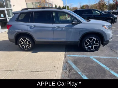 Photos of 2023 Honda Passport Elite for sale in Cohoes, NY at Lia INFINITI