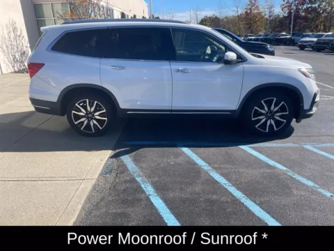 Photos of 2020 Honda Pilot Touring for sale in Cohoes, NY at Lia INFINITI