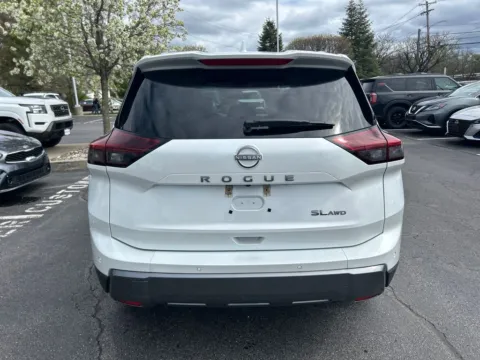 More photos of 2026 Nissan Rogue SL at Lia Nissan of Colonie, NY