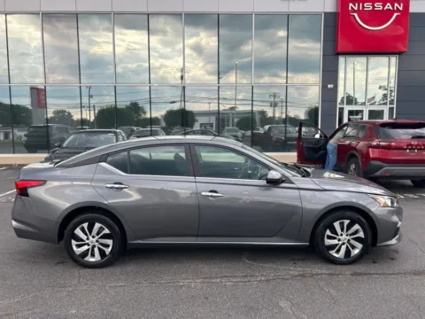 Photos of 2020 Nissan Altima 2.5 S for sale in Schenectady, NY at Lia Nissan of Colonie