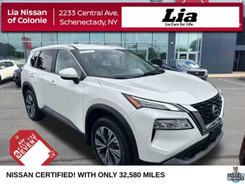 White 2023 Nissan Rogue SV for sale in Schenectady, NY