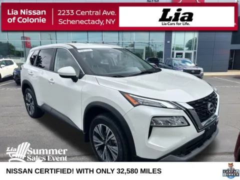 White 2023 Nissan Rogue SV for sale in Schenectady, NY