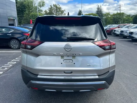 More photos of 2023 Nissan Rogue SL at Lia Nissan of Colonie, NY