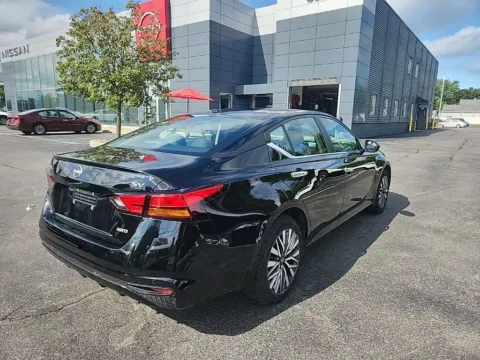 Another view of 2024 Nissan Altima 2.5 SV for sale in Schenectady, NY at Lia Nissan of Colonie