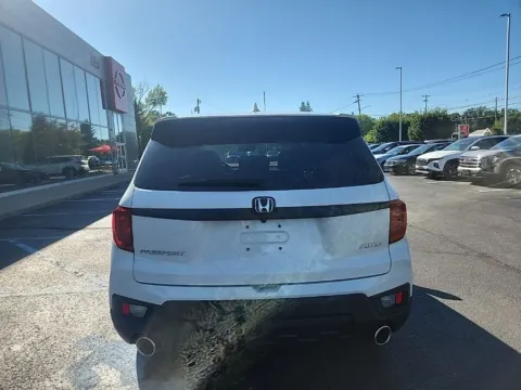 More photos of 2023 Honda Passport EX-L at Lia Nissan of Colonie, NY
